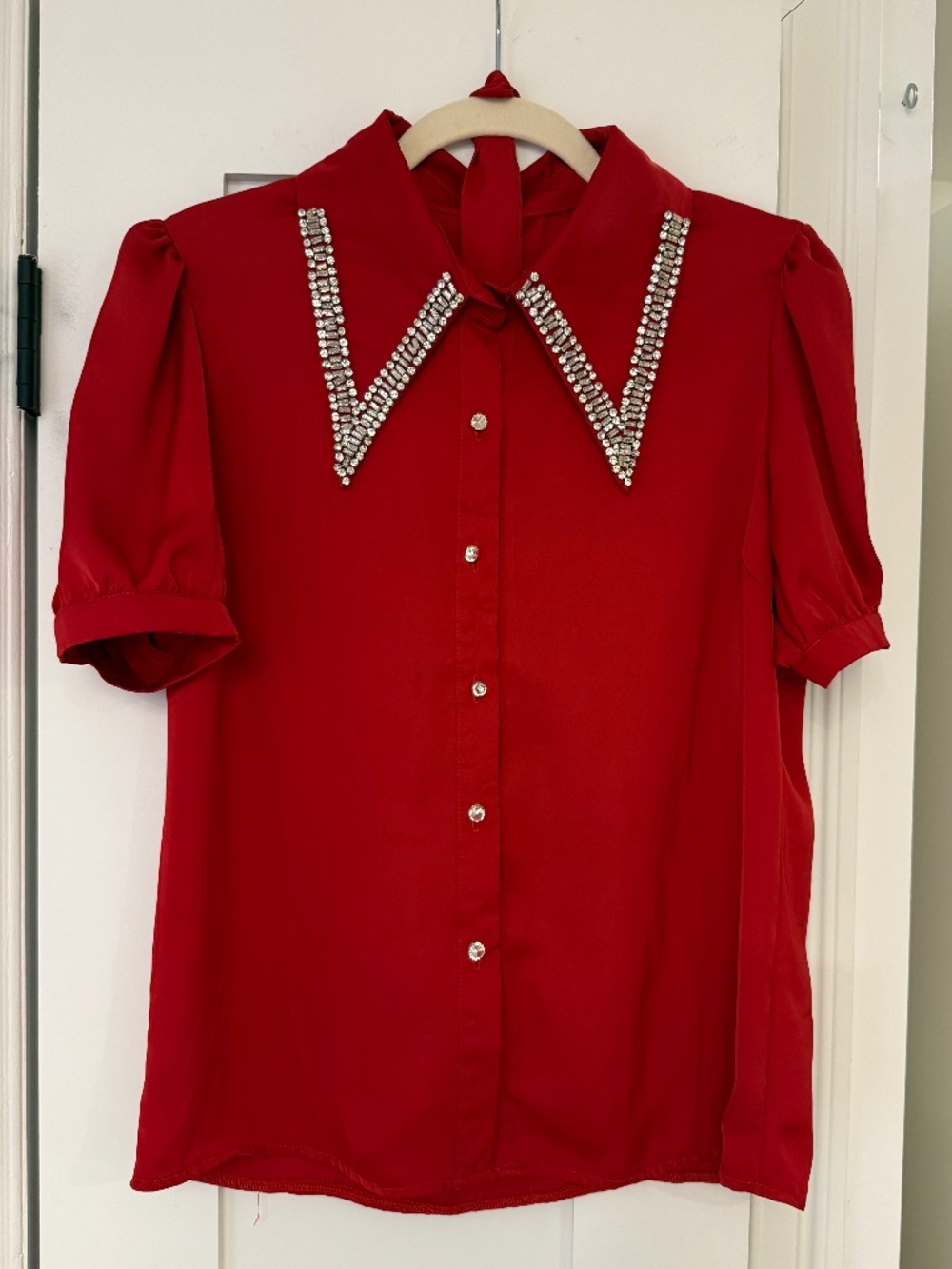 Unique Vintage Button Up Silky shirt in bright red with diamond collar